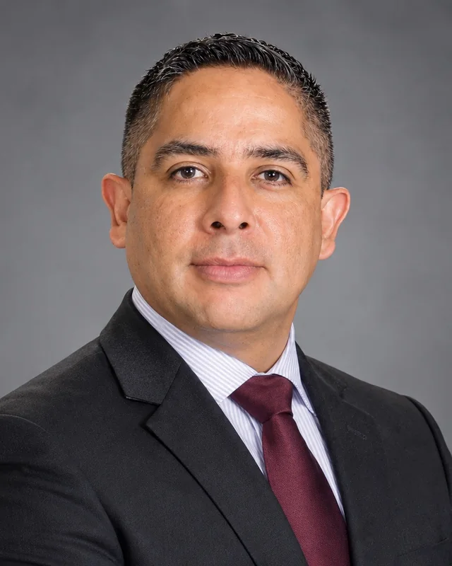 Javier Cabalceta González, asociado de Jiménez y Guzmán